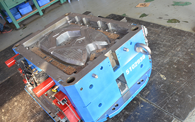 91视频WWW免费观看工厂